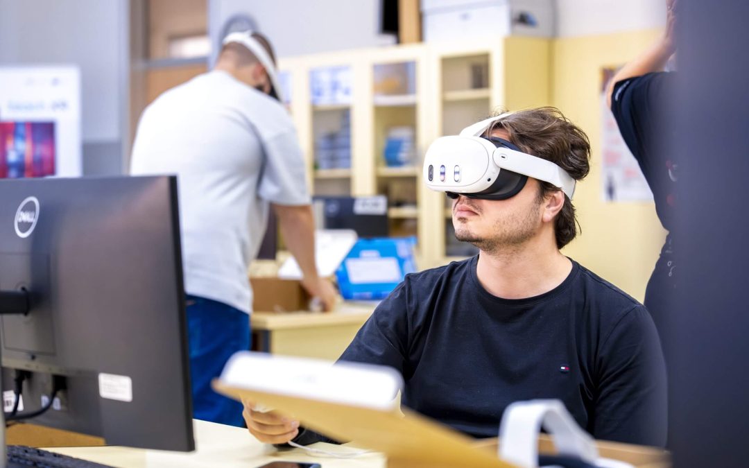 Moj prvi XR – šesta izvedba delavnice ponovno navdušila učitelje