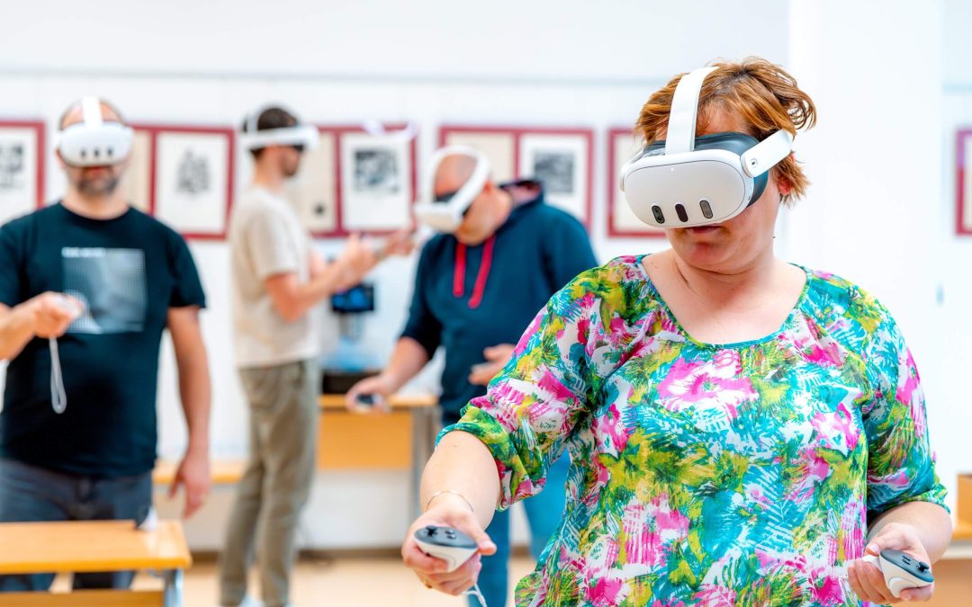 Od teorije do preizkusa z VR očali: prva delavnica TeachXR